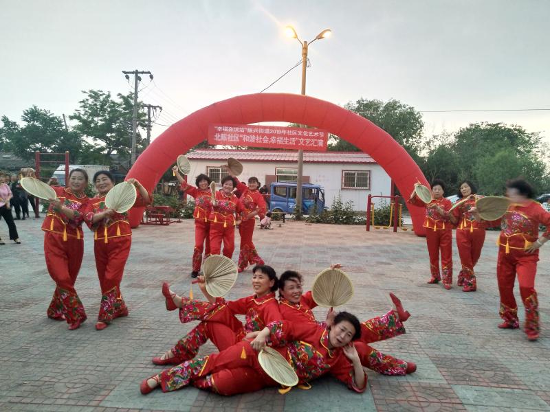 艺术节演出北陈（3）.jpg