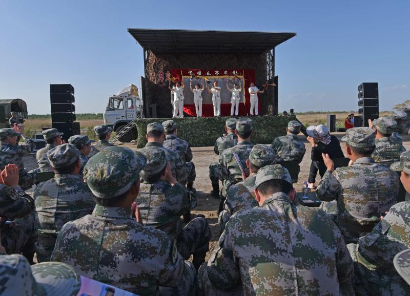 演出现场 (1).JPG